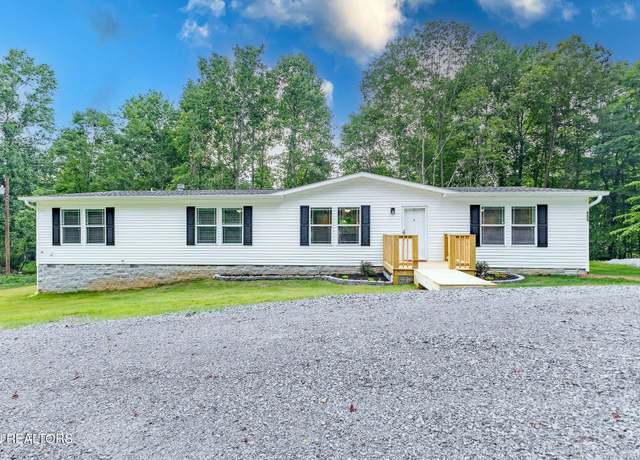 Property at 600 Bradshaw Hollow Rd, Loudon, TN 37774, 3 beds, 2 baths