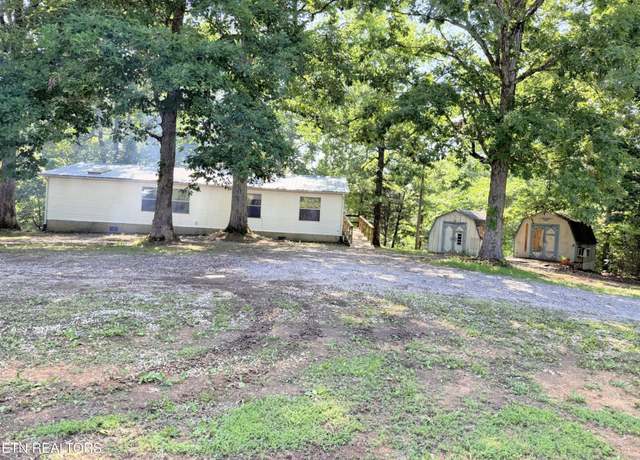 Property at 5530 Six Mile Rd, Maryville, TN 37803, 3 beds, 2 baths