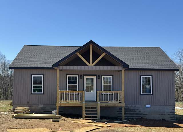 Property at 174 Amos Cir, Lafayette, TN 37083, 3 beds, 2 baths