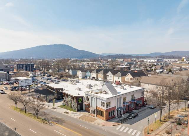 Property at 8 W 17th St, Chattanooga, TN 37408, 3 beds, 2 baths