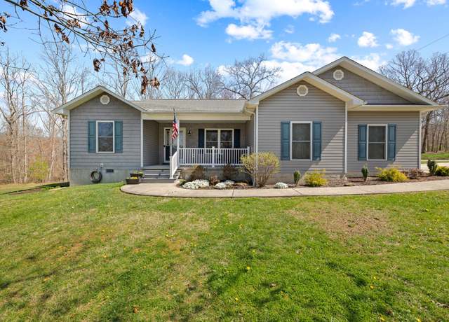 Property at 300 Satsuma Dr, Crossville, TN 38555, 3 beds, 2 baths