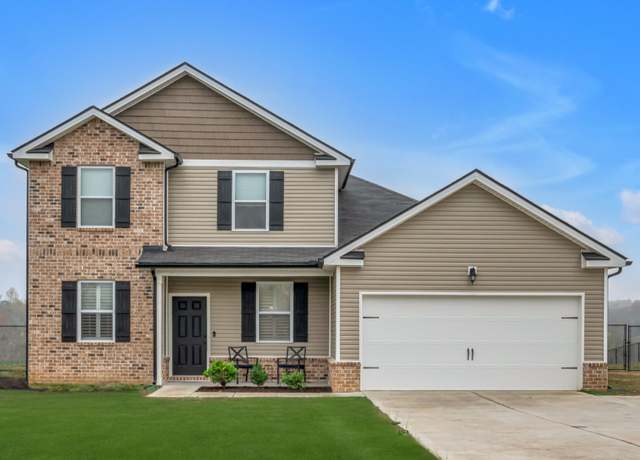 Property at 102 Murrell Rd, Dickson, TN 37055, 4 beds, 2.5 baths