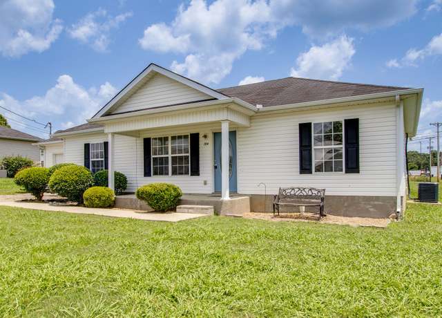 Property at 104 Saddlewood Dr, Shelbyville, TN 37160, 3 beds, 2 baths