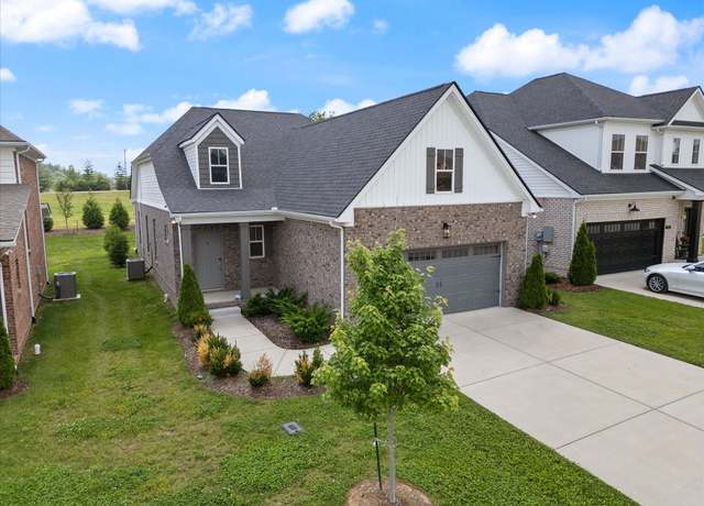 Property at 111 Weller Ln, Gallatin, TN 37066, 3 beds, 2 baths
