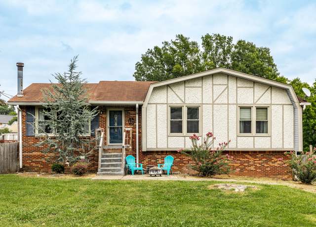 Property at 119 Susan Dr, Hendersonville, TN 37075, 3 beds, 2 baths