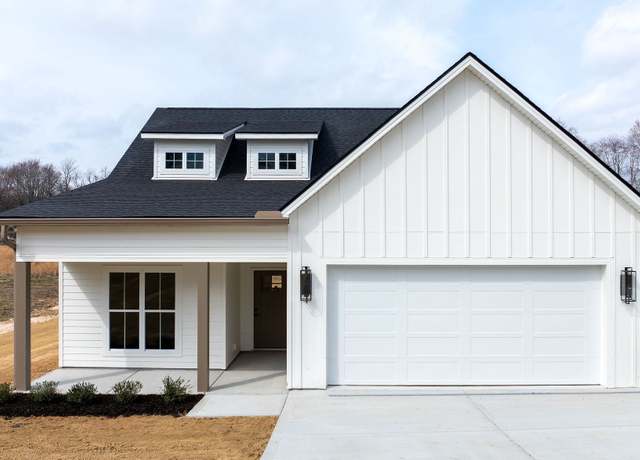 Property at 799 Oconner St, Smithville, TN 37166, 3 beds, 2 baths