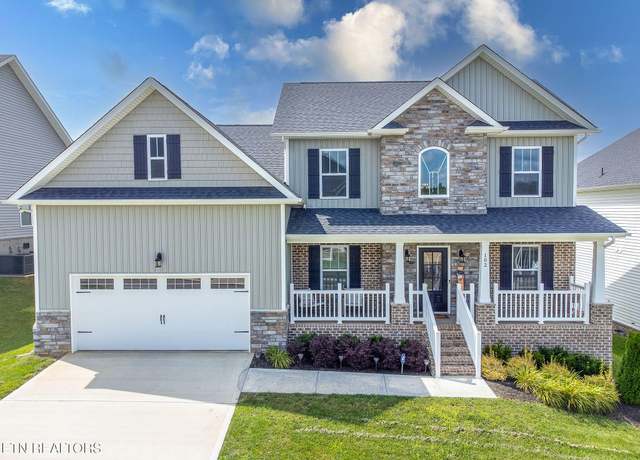 Property at 102 Chaseberry Rd, Oak Ridge, TN 37830, 4 beds, 2.5 baths