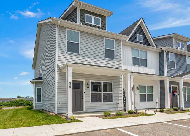 Property at 319 Front Ridge Cir, Clarksville, TN 37040, 2 beds, 2.5 baths