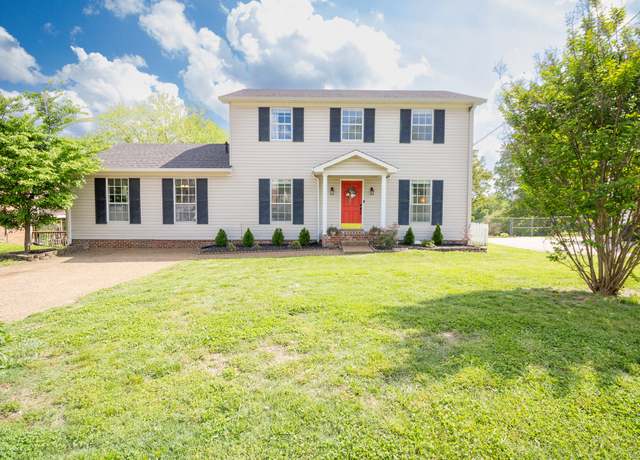 Property at 5177 Roxborough Dr, Hermitage, TN 37076, 3 beds, 2.5 baths
