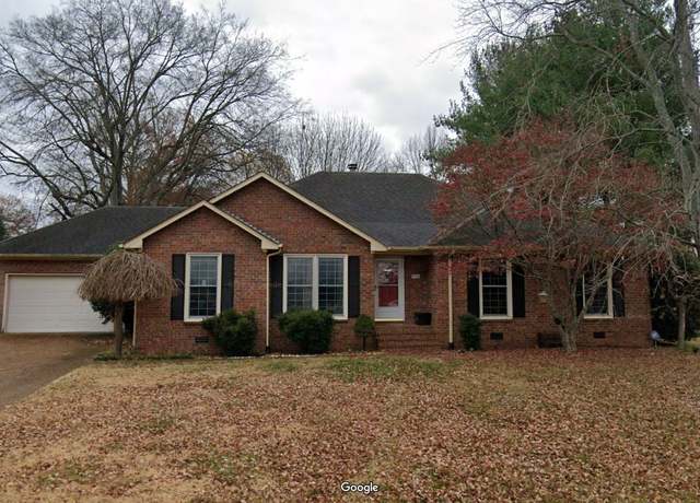 Property at 2014 Saddlebrook Dr, Murfreesboro, TN 37129, 4 beds, 3 baths