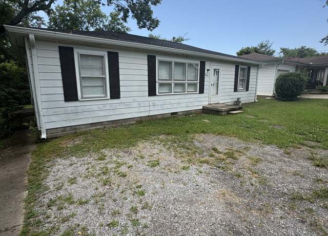 Property at 425 Hall St, Gallatin, TN 37066, 2 beds, 1 bath