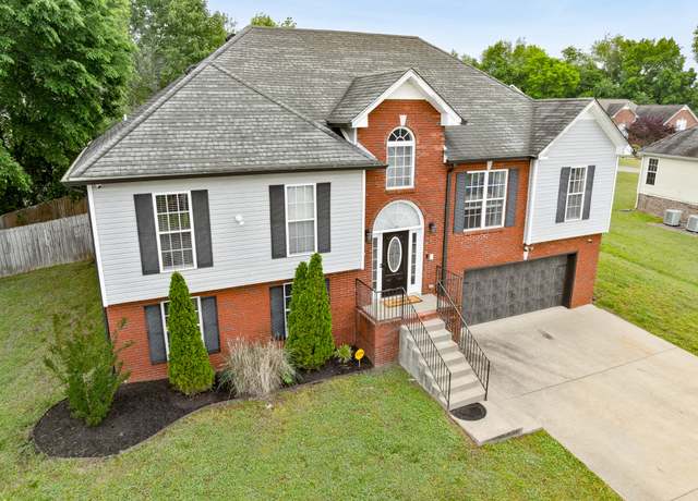 Property at 125 W Observatory Dr, Clarksville, TN 37040, 4 beds, 3 baths