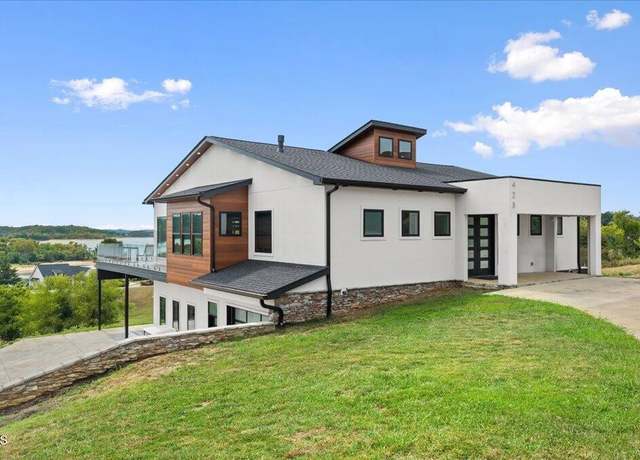 Property at 428 River Bend Dr, Dandridge, TN 37725, 3 beds, 4.5 baths