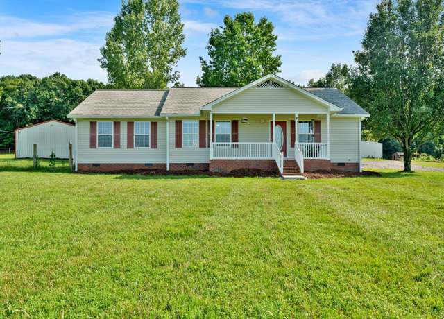 Property at 3340 Highway 52 E, Bethpage, TN 37022, 3 beds, 2 baths