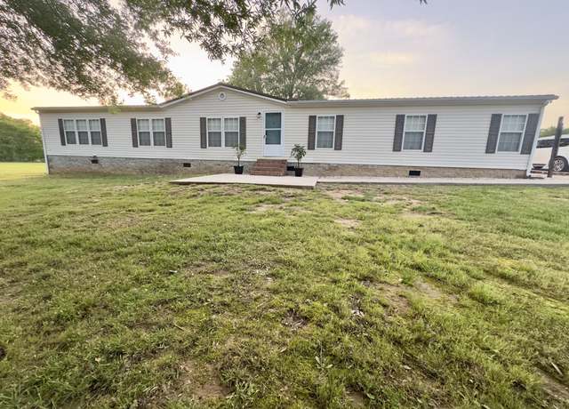 Property at 5242 Lunns Store Rd, Chapel Hill, TN 37034, 3 beds, 2 baths