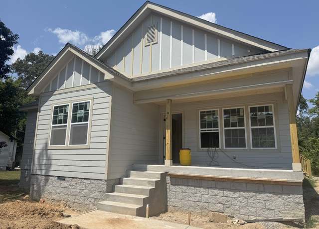 Property at 723 Mcgraw St, Clarksville, TN 37040, 3 beds, 2 baths