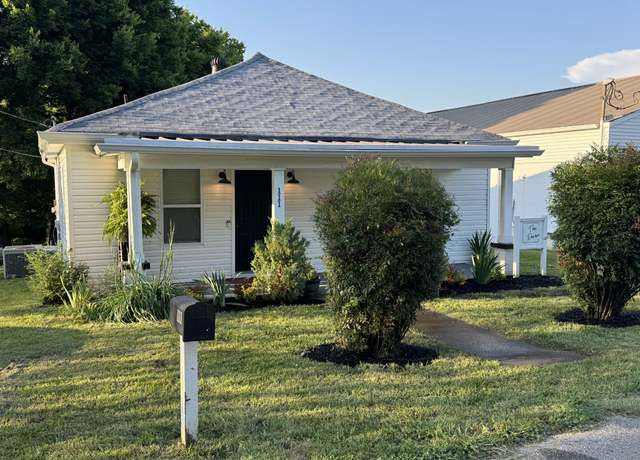 Property at 111 E 15th St, Columbia, TN 38401, 2 beds, 2 baths