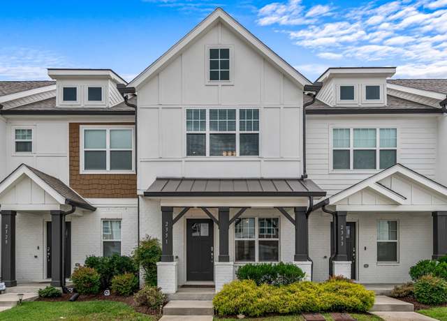 Property at 2331 Patrick Ave, Old Hickory, TN 37138, 2 beds, 2.5 baths