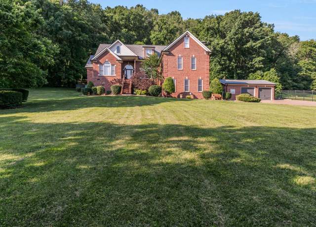 Property at 4952 Clarksville Hwy, Whites Creek, TN 37189, 3 beds, 3 baths