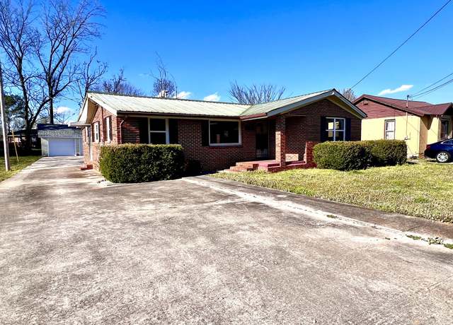 Property at 715 Hunt St, Winchester, TN 37398, 3 beds, 1 bath