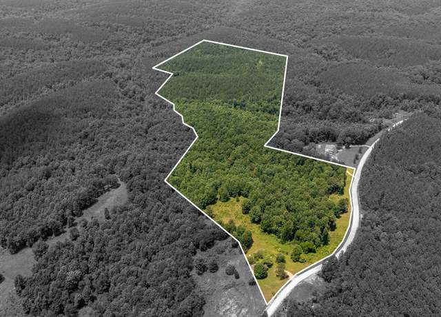 Property at 4019 Andrews Grocery Rd, Westpoint, TN 38486