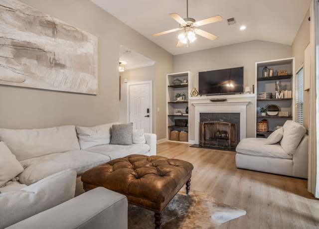 Property at 6952 Highway 70 S #124, Nashville, TN 37221, 2 beds, 2 baths