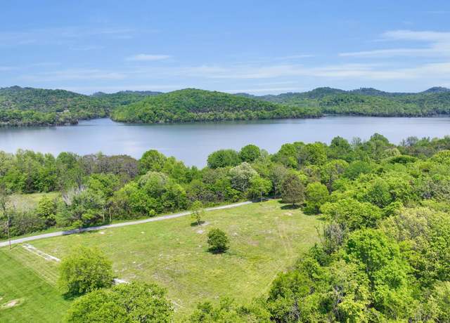 Property at 560 Sullivan Bend Rd, Elmwood, TN 38560
