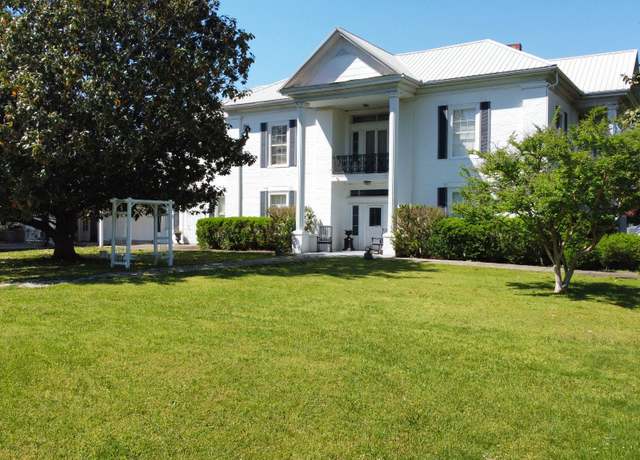 Property at 974 Lynchburg Rd, Winchester, TN 37398, 6 beds, 4 baths