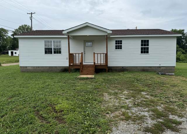Property at 74 Mill St, Hollow Rock, TN 38342, 3 beds, 1 bath