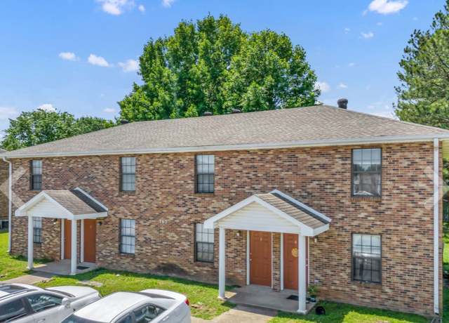 Property at 365 Peabody Dr, Clarksville, TN 37042, 4 beds, 2 baths