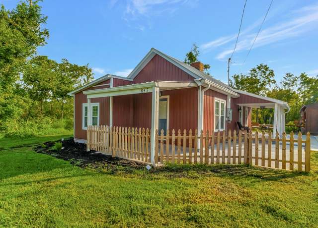Property at 857 Bear Creek Pike, Columbia, TN 38401, 2 beds, 1.5 baths