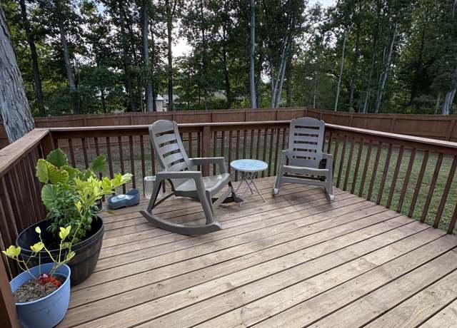 Property at 185 Southview Dr, Lewisburg, TN 37091, 3 beds, 2 baths