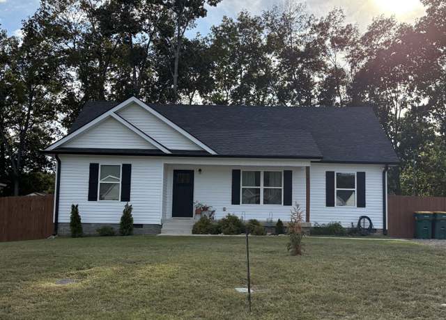 Property at 185 Southview Dr, Lewisburg, TN 37091, 3 beds, 2 baths