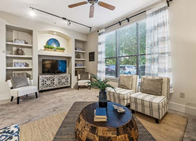 Property at 2600 Hillsboro Pike #139, Nashville, TN 37212, 1 bed, 1 bath