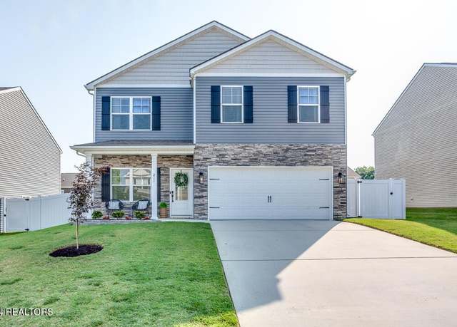 Property at 211 Moonrise Ln, Maryville, TN 37801, 4 beds, 2.5 baths