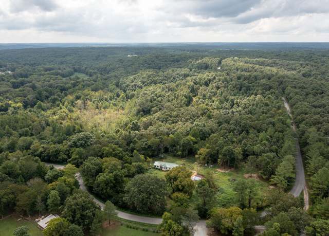Property at 694 Napier Rd, Hohenwald, TN 38462, 3 beds, 2 baths