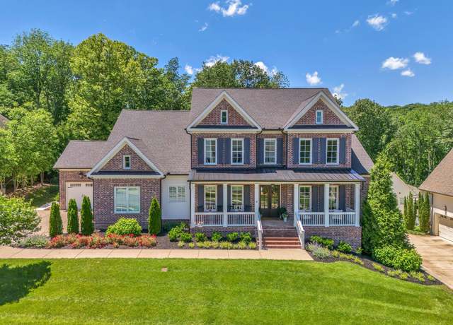 Property at 6690 Hastings Ln, Franklin, TN 37069, 6 beds, 5.5 baths