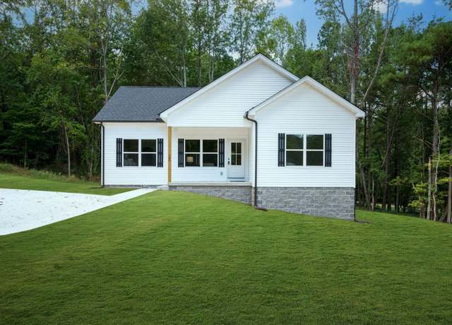 Property at 145 Lynn Ln, Charlotte, TN 37036, 3 beds, 2 baths