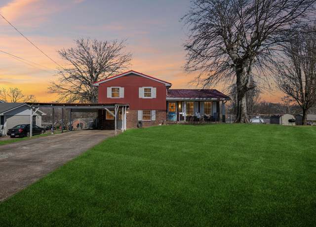 Property at 262 Hollywood Blvd, Gallatin, TN 37066, 3 beds, 2 baths