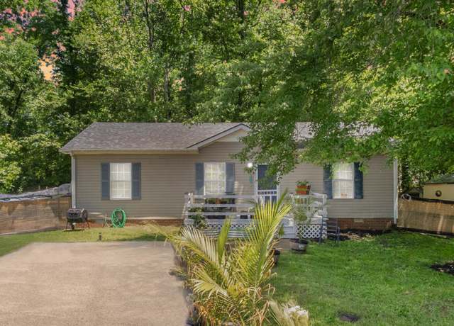 Property at 571 Kathryn Ct, Clarksville, TN 37042, 3 beds, 2 baths