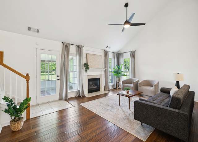 Property at 3176 Tristan Dr, Franklin, TN 37064, 4 beds, 2.5 baths