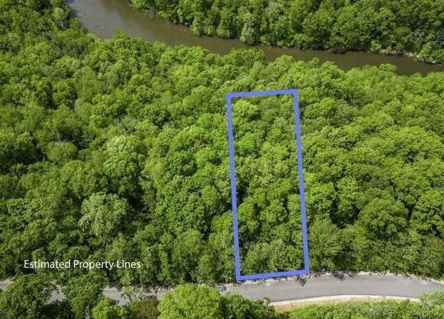 Property at 136 Lakeview Dr, Smithville, TN 37166