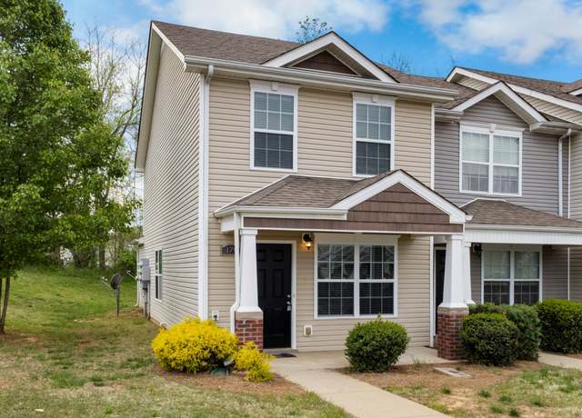 Property at 179 Alexander Blvd, Clarksville, TN 37040, 2 beds, 2.5 baths