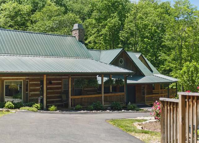 Property at 3560 Tyree Springs Rd, Hendersonville, TN 37075, 4 beds, 5 baths
