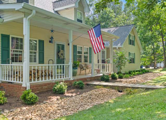 Property at 2023 Crencor Dr, Goodlettsville, TN 37072, 3 beds, 2 baths