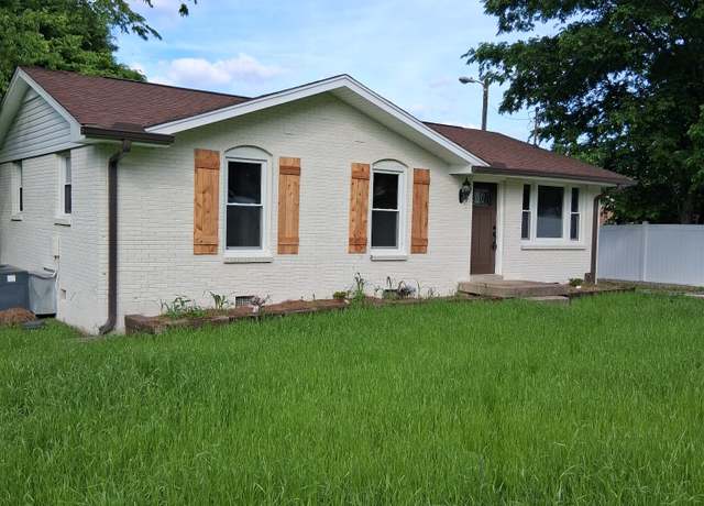 Property at 102 Savely Ct, Hendersonville, TN 37075, 3 beds, 2 baths
