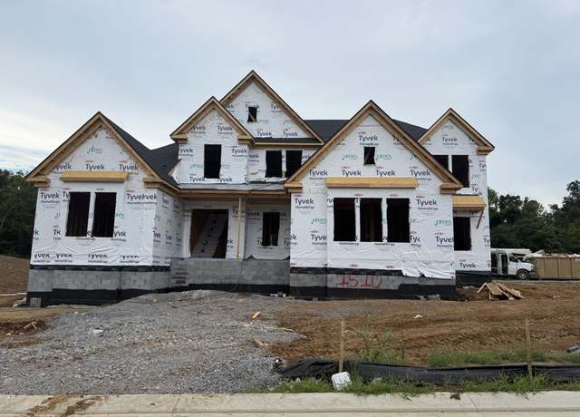 Property at 5700 Nola Dr, Arrington, TN 37014, 5 beds, 6 baths