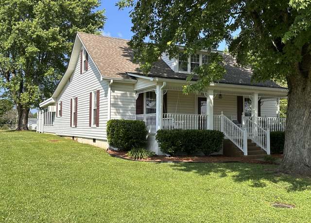 Property at 108 King St, Mcminnville, TN 37110, 4 beds, 2 baths
