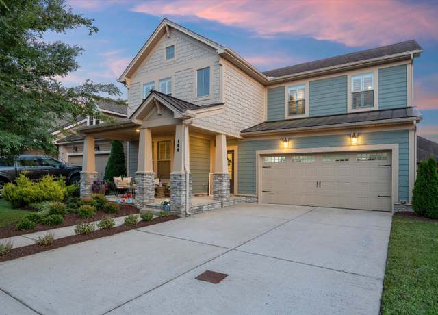 Property at 108 Championship Pl, Hendersonville, TN 37075, 5 beds, 3 baths