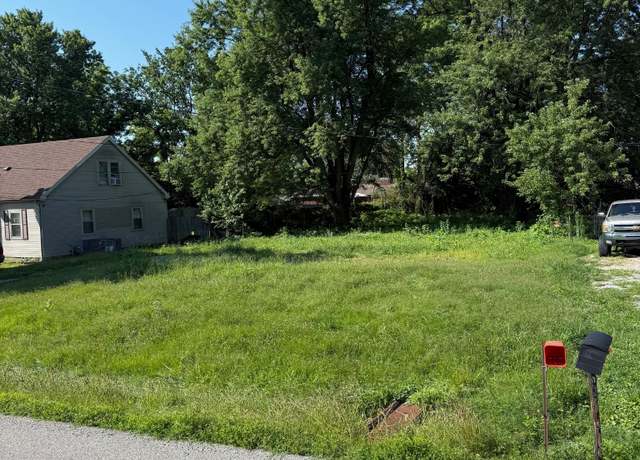 Property at 203 Hilltop Dr, Hopkinsville, KY 42240